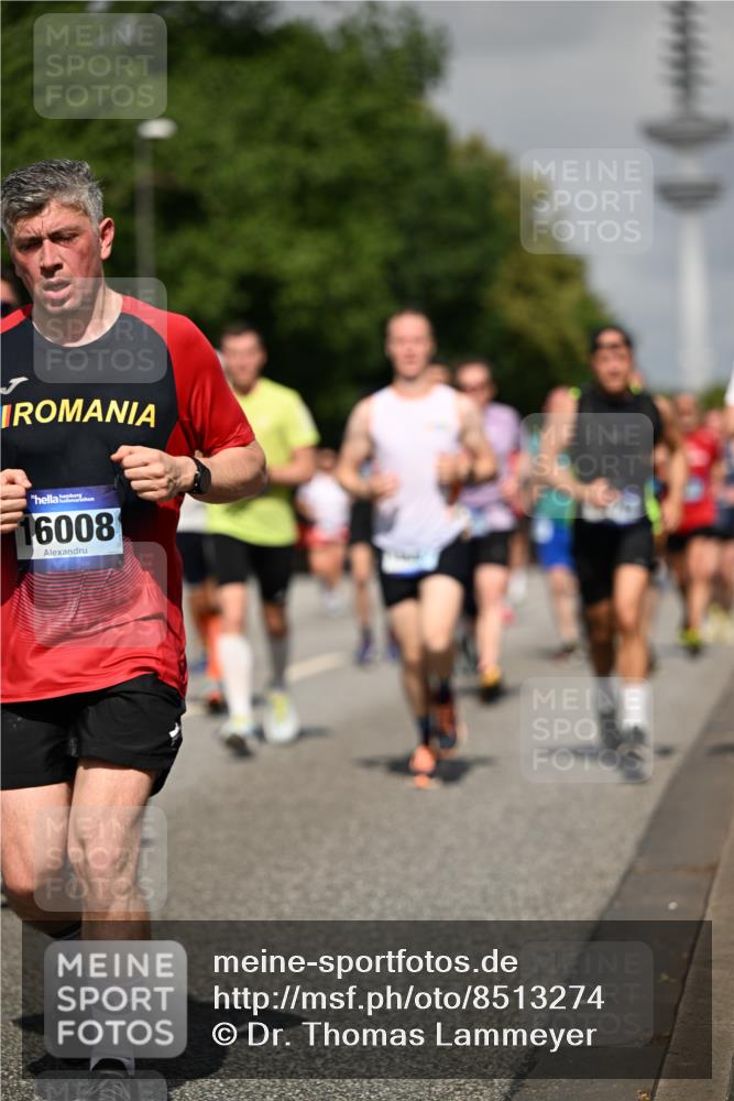 29.06.2025 - hella hamburg halbmarathon Dr. Thomas Lammeyer http://msf.ph/oto/8513274 29.06.2025 10:01:47 Kennedybrücke 1179, 1193, 1258, 1320, 1321, 1335, 1422, 1563, 1870, 2252, 2397, 2448, 2488, 2612, 2636, 2946, 3058, 3251, 4379, 4814, 4986, 5032, 5093, 5633, 5672, 6164, 6356, 6569, 6628, 6776, 7134, 7478, 7594, 7646, 7724, 7742, 7952, 7973, 7976, 8176, 8508, 8689, 8973, 9057, 9065, 9145, 9214, 9227, 9656, 9835, 10860, 11208, 11217 meine-sportfotos.de