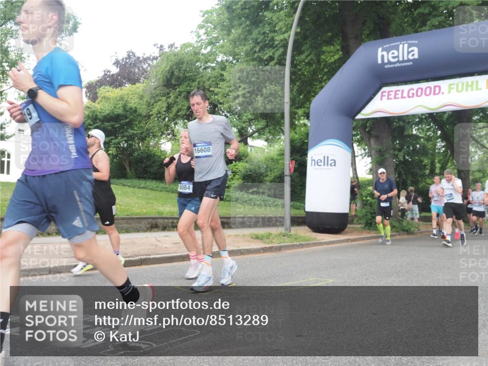 29.06.2025 - hella hamburg halbmarathon KatJ http://msf.ph/oto/8513289 29.06.2025 10:45:21 Zwischen KM18-KM19 1319, 4708, 4767, 5084, 6138, 6147, 7189, 8744 meine-sportfotos.de