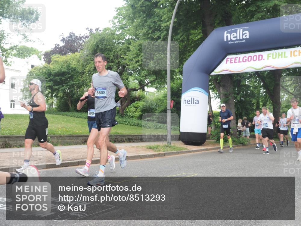 29.06.2025 - hella hamburg halbmarathon KatJ http://msf.ph/oto/8513293 29.06.2025 10:45:21 Zwischen KM18-KM19 1319, 4708, 4767, 5084, 6138, 6147, 7189, 8744 meine-sportfotos.de
