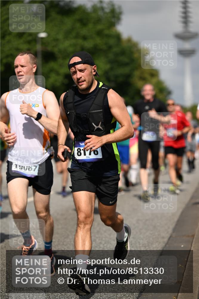 29.06.2025 - hella hamburg halbmarathon Dr. Thomas Lammeyer http://msf.ph/oto/8513330 29.06.2025 10:01:49 Kennedybrücke 1179, 1258, 1320, 1321, 1335, 1563, 1870, 2252, 2397, 2448, 2488, 2612, 2636, 2946, 3058, 3251, 4379, 4814, 4986, 5032, 5093, 5672, 6164, 6356, 6569, 6628, 6776, 6897, 7409, 7478, 7594, 7646, 7724, 7742, 7952, 7973, 7976, 8176, 8508, 8689, 8973, 9057, 9065, 9145, 9227, 9656, 9835, 11208, 11217 meine-sportfotos.de