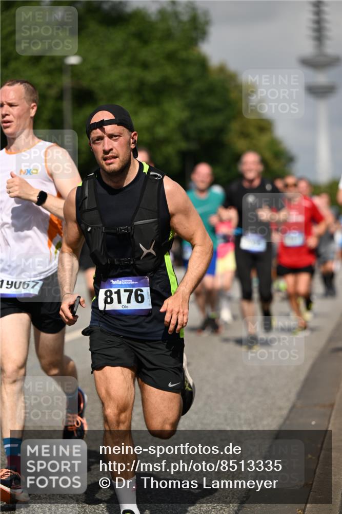 29.06.2025 - hella hamburg halbmarathon Dr. Thomas Lammeyer http://msf.ph/oto/8513335 29.06.2025 10:01:49 Kennedybrücke 1179, 1258, 1320, 1321, 1335, 1563, 1870, 2252, 2397, 2448, 2488, 2612, 2636, 2946, 3058, 3251, 4379, 4814, 4986, 5032, 5093, 5672, 6164, 6356, 6569, 6628, 6776, 6897, 7409, 7478, 7594, 7646, 7724, 7742, 7952, 7973, 7976, 8176, 8508, 8689, 8973, 9057, 9065, 9145, 9227, 9656, 9835, 11208, 11217 meine-sportfotos.de