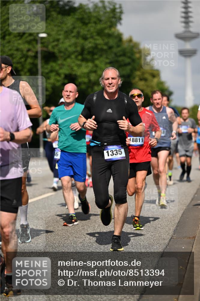 29.06.2025 - hella hamburg halbmarathon Dr. Thomas Lammeyer http://msf.ph/oto/8513394 29.06.2025 10:01:51 Kennedybrücke 1179, 1258, 1320, 1321, 1335, 1563, 1870, 2070, 2397, 2448, 2488, 2612, 2636, 3251, 4379, 4814, 4986, 5093, 5672, 6164, 6356, 6569, 6628, 6776, 6897, 7409, 7478, 7509, 7594, 7646, 7724, 7952, 7973, 7976, 8176, 8449, 8508, 8689, 8973, 9057, 9065, 9145, 9227, 9656, 9835, 11208, 11217 meine-sportfotos.de