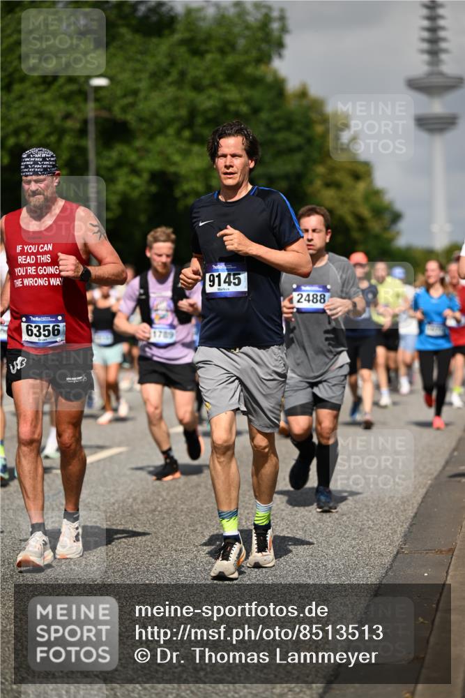 29.06.2025 - hella hamburg halbmarathon Dr. Thomas Lammeyer http://msf.ph/oto/8513513 29.06.2025 10:01:54 Kennedybrücke 1179, 1258, 1335, 1563, 1870, 2070, 2397, 2448, 2488, 2612, 2636, 3251, 4379, 4814, 4986, 5093, 5672, 6164, 6356, 6628, 6776, 6897, 7065, 7409, 7478, 7509, 7594, 7646, 7724, 7896, 7973, 7976, 8176, 8449, 8508, 8590, 8689, 9057, 9065, 9145, 9656, 9835, 11208, 11217, 11310 meine-sportfotos.de