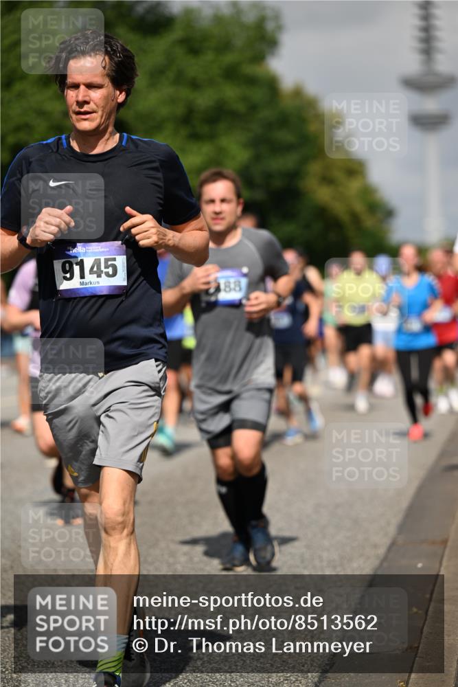 29.06.2025 - hella hamburg halbmarathon Dr. Thomas Lammeyer http://msf.ph/oto/8513562 29.06.2025 10:01:55 Kennedybrücke 1179, 1258, 1335, 1563, 1870, 2070, 2397, 2448, 2488, 2612, 2636, 3251, 4814, 4986, 5093, 5672, 6164, 6356, 6628, 6897, 7065, 7409, 7478, 7509, 7594, 7646, 7724, 7896, 7973, 7976, 8176, 8449, 8508, 8590, 8689, 9057, 9065, 9145, 9656, 9835, 11208, 11217, 11310, 11416 meine-sportfotos.de