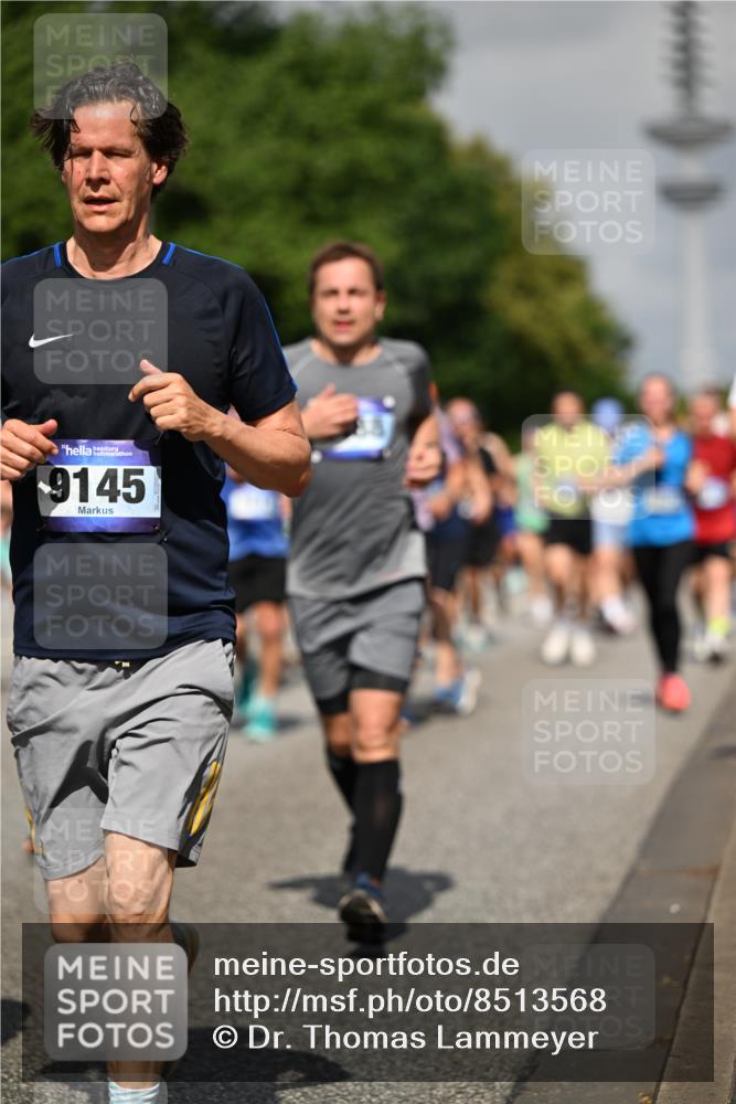 29.06.2025 - hella hamburg halbmarathon Dr. Thomas Lammeyer http://msf.ph/oto/8513568 29.06.2025 10:01:55 Kennedybrücke 1179, 1258, 1335, 1563, 1870, 2070, 2397, 2448, 2488, 2612, 2636, 3251, 4814, 4986, 5093, 5672, 6164, 6356, 6628, 6897, 7065, 7409, 7478, 7509, 7594, 7646, 7724, 7896, 7973, 7976, 8176, 8449, 8508, 8590, 8689, 9057, 9065, 9145, 9656, 9835, 11208, 11217, 11310, 11416 meine-sportfotos.de