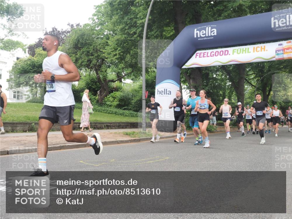 29.06.2025 - hella hamburg halbmarathon KatJ http://msf.ph/oto/8513610 29.06.2025 10:45:34 Zwischen KM18-KM19 1946, 1951, 2027, 4796, 5675, 6636, 7138 meine-sportfotos.de