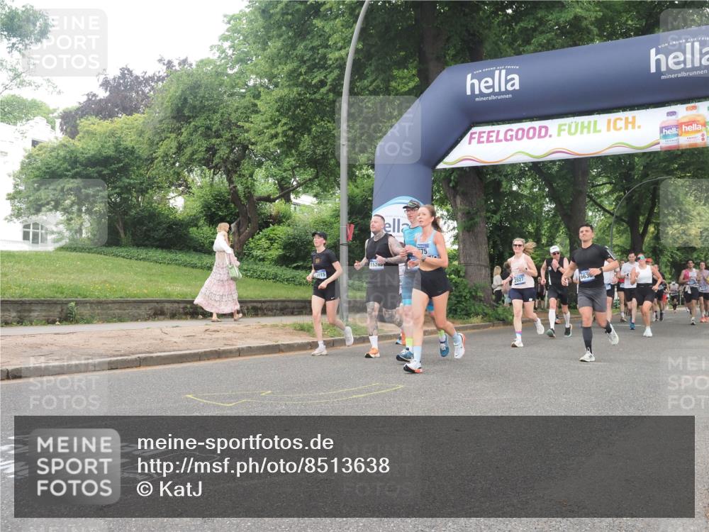 29.06.2025 - hella hamburg halbmarathon KatJ http://msf.ph/oto/8513638 29.06.2025 10:45:34 Zwischen KM18-KM19 1946, 1951, 2027, 4796, 5675, 6636, 7138 meine-sportfotos.de