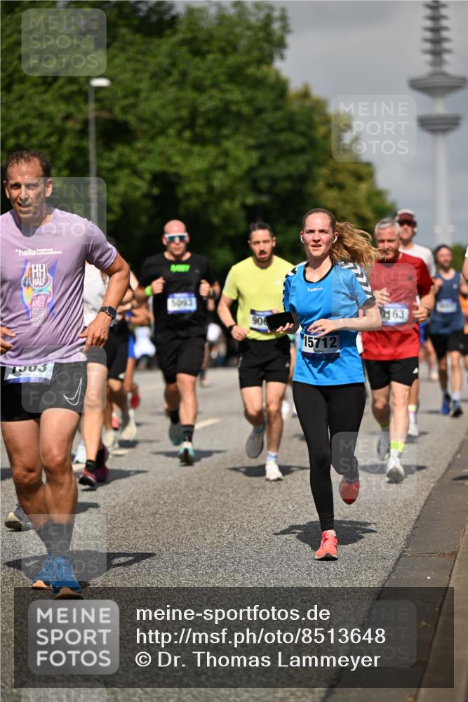 29.06.2025 - hella hamburg halbmarathon Dr. Thomas Lammeyer http://msf.ph/oto/8513648 29.06.2025 10:01:58 Kennedybrücke 1179, 1258, 1335, 1563, 1870, 2070, 2397, 2417, 2448, 2488, 2612, 2636, 2711, 3114, 3251, 4814, 4903, 4986, 5093, 5672, 5775, 5894, 6164, 6356, 6580, 6628, 6897, 7065, 7409, 7509, 7594, 7646, 7724, 7896, 7976, 8176, 8449, 8508, 8590, 8689, 9012, 9057, 9065, 9145, 9562, 9656, 9835, 11208, 11217, 11310, 11416 meine-sportfotos.de