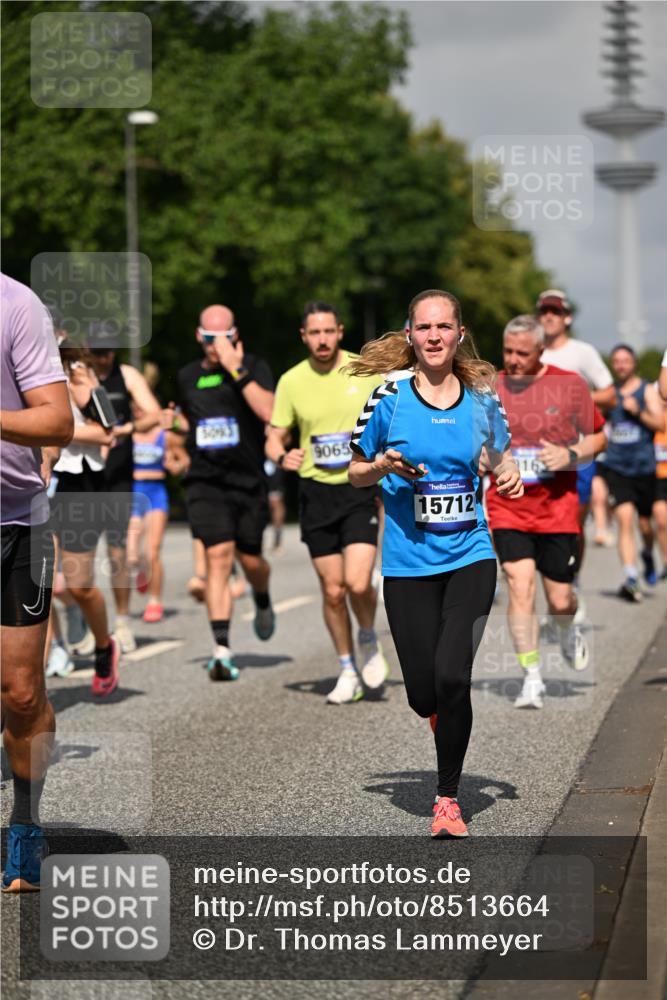 29.06.2025 - hella hamburg halbmarathon Dr. Thomas Lammeyer http://msf.ph/oto/8513664 29.06.2025 10:01:59 Kennedybrücke 1179, 1258, 1335, 1563, 1815, 1870, 2070, 2397, 2417, 2448, 2488, 2612, 2636, 2711, 3114, 3251, 4814, 4903, 4986, 5093, 5672, 5775, 5894, 6164, 6356, 6580, 6897, 7065, 7409, 7509, 7594, 7646, 7724, 7896, 7976, 8176, 8449, 8508, 8590, 8689, 9012, 9057, 9065, 9145, 9562, 9656, 9835, 11208, 11217, 11310, 11416 meine-sportfotos.de