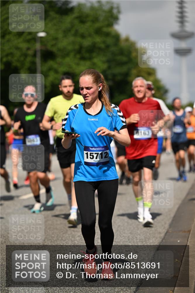 29.06.2025 - hella hamburg halbmarathon Dr. Thomas Lammeyer http://msf.ph/oto/8513691 29.06.2025 10:02:00 Kennedybrücke 1179, 1258, 1335, 1563, 1815, 1870, 2070, 2397, 2417, 2448, 2488, 2612, 2636, 2711, 3114, 3251, 4814, 4903, 4986, 5093, 5378, 5672, 5775, 5894, 6164, 6356, 6580, 6897, 7065, 7409, 7509, 7594, 7646, 7724, 7896, 7976, 8176, 8311, 8449, 8508, 8590, 8689, 9012, 9057, 9065, 9145, 9562, 9656, 9835, 11208, 11217, 11310, 11416 meine-sportfotos.de