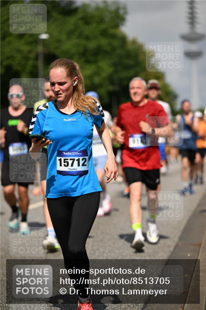 29.06.2025 - hella hamburg halbmarathon Dr. Thomas Lammeyer http://msf.ph/oto/8513705 29.06.2025 10:02:00 Kennedybrücke 1179, 1258, 1335, 1563, 1815, 1870, 2070, 2397, 2417, 2448, 2488, 2612, 2636, 2711, 3114, 3251, 4814, 4903, 4986, 5093, 5378, 5672, 5775, 5894, 6164, 6356, 6580, 6897, 7065, 7409, 7509, 7594, 7646, 7724, 7896, 7976, 8176, 8311, 8449, 8508, 8590, 8689, 9012, 9057, 9065, 9145, 9562, 9656, 9835, 11208, 11217, 11310, 11416 meine-sportfotos.de