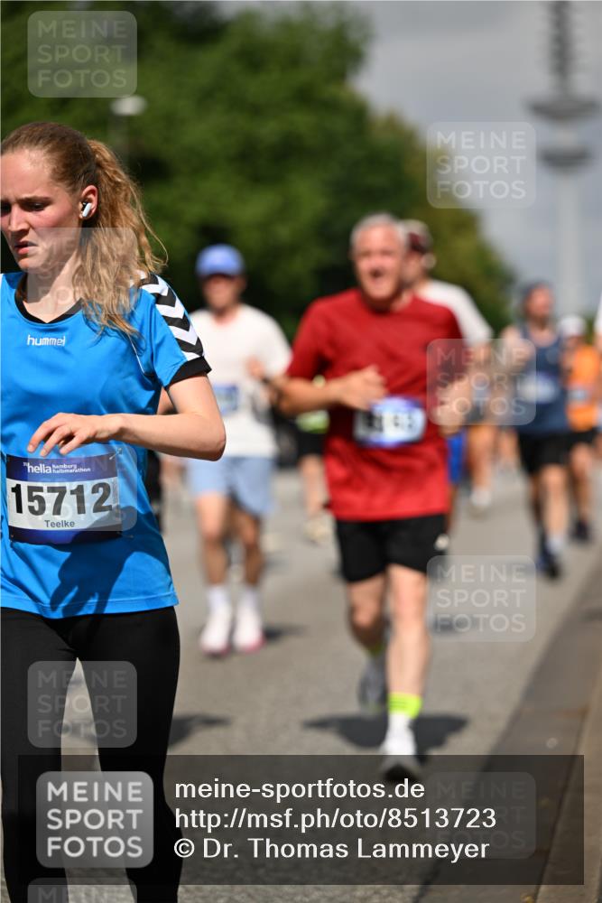 29.06.2025 - hella hamburg halbmarathon Dr. Thomas Lammeyer http://msf.ph/oto/8513723 29.06.2025 10:02:00 Kennedybrücke 1179, 1258, 1335, 1563, 1815, 1870, 2070, 2397, 2417, 2448, 2488, 2612, 2636, 2711, 3114, 3251, 4814, 4903, 4986, 5093, 5378, 5672, 5775, 5894, 6164, 6356, 6580, 6897, 7065, 7409, 7509, 7594, 7646, 7724, 7896, 7976, 8176, 8311, 8449, 8508, 8590, 8689, 9012, 9057, 9065, 9145, 9562, 9656, 9835, 11208, 11217, 11310, 11416 meine-sportfotos.de