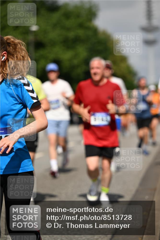 29.06.2025 - hella hamburg halbmarathon Dr. Thomas Lammeyer http://msf.ph/oto/8513728 29.06.2025 10:02:00 Kennedybrücke 1179, 1258, 1335, 1563, 1815, 1870, 2070, 2397, 2417, 2448, 2488, 2612, 2636, 2711, 3114, 3251, 4814, 4903, 4986, 5093, 5378, 5672, 5775, 5894, 6164, 6356, 6580, 6897, 7065, 7409, 7509, 7594, 7646, 7724, 7896, 7976, 8176, 8311, 8449, 8508, 8590, 8689, 9012, 9057, 9065, 9145, 9562, 9656, 9835, 11208, 11217, 11310, 11416 meine-sportfotos.de