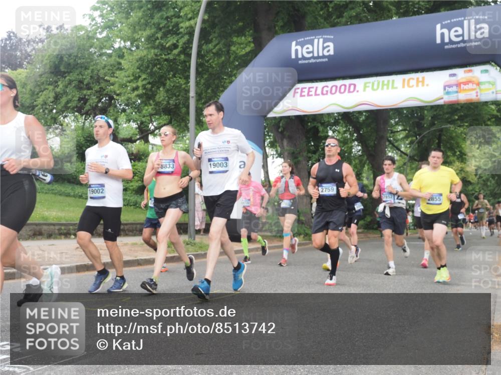 29.06.2025 - hella hamburg halbmarathon KatJ http://msf.ph/oto/8513742 29.06.2025 10:45:39 Zwischen KM18-KM19 1642, 2027, 2584, 2759, 2855, 3114, 4550, 5675, 6636, 6860, 8392 meine-sportfotos.de