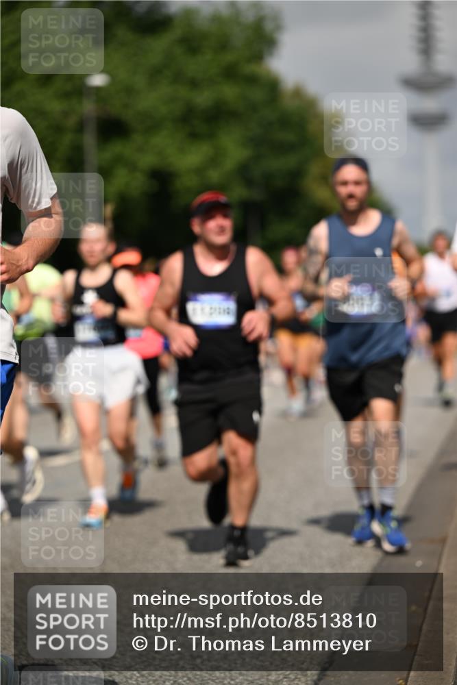29.06.2025 - hella hamburg halbmarathon Dr. Thomas Lammeyer http://msf.ph/oto/8513810 29.06.2025 10:02:03 Kennedybrücke 1179, 1258, 1563, 1815, 2070, 2417, 2448, 2488, 2612, 2636, 2711, 3041, 3114, 3251, 4814, 4903, 4986, 5093, 5378, 5672, 5775, 5894, 6164, 6272, 6356, 6580, 6897, 7065, 7409, 7509, 7646, 7724, 7896, 7976, 8311, 8449, 8508, 8590, 9012, 9057, 9065, 9145, 9562, 9656, 9835, 11208, 11217, 11310, 11416 meine-sportfotos.de