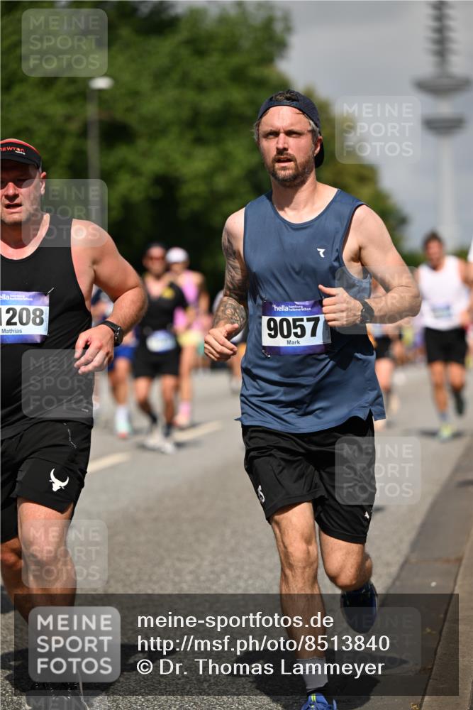 29.06.2025 - hella hamburg halbmarathon Dr. Thomas Lammeyer http://msf.ph/oto/8513840 29.06.2025 10:02:04 Kennedybrücke 1179, 1563, 1815, 2070, 2417, 2448, 2488, 2612, 2636, 2711, 3041, 3114, 3251, 4814, 4903, 5093, 5378, 5672, 5775, 5894, 6164, 6272, 6356, 6580, 6897, 7065, 7409, 7509, 7646, 7896, 7976, 8311, 8449, 8508, 8590, 9012, 9057, 9065, 9145, 9562, 9656, 9835, 11208, 11217, 11310, 11416 meine-sportfotos.de