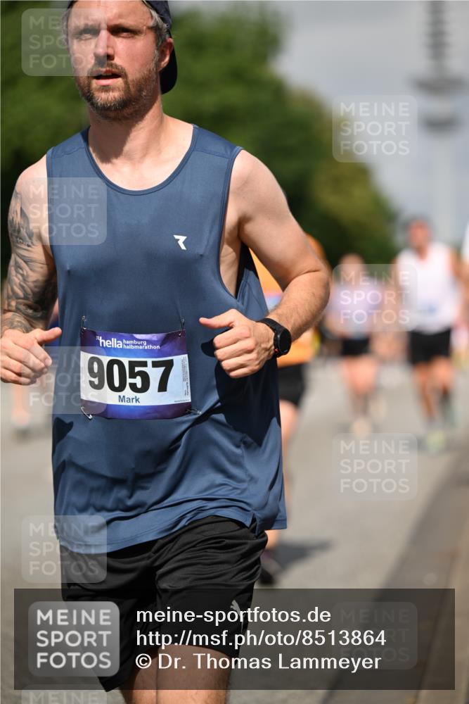 29.06.2025 - hella hamburg halbmarathon Dr. Thomas Lammeyer http://msf.ph/oto/8513864 29.06.2025 10:02:05 Kennedybrücke 1179, 1563, 1815, 2029, 2070, 2417, 2448, 2488, 2612, 2636, 2711, 3041, 3114, 3251, 4814, 4903, 5093, 5305, 5378, 5672, 5775, 5894, 6164, 6272, 6356, 6580, 6897, 7065, 7409, 7509, 7896, 7976, 8311, 8449, 8508, 8590, 9012, 9057, 9065, 9145, 9562, 9656, 9835, 11208, 11214, 11217, 11310, 11416 meine-sportfotos.de