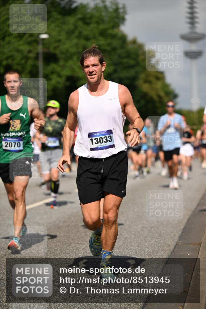 29.06.2025 - hella hamburg halbmarathon Dr. Thomas Lammeyer http://msf.ph/oto/8513945 29.06.2025 10:02:08 Kennedybrücke 1034, 1179, 1563, 1815, 2029, 2070, 2417, 2488, 2612, 2636, 2711, 3041, 3114, 3251, 4814, 4903, 5093, 5259, 5305, 5378, 5775, 5894, 6164, 6272, 6580, 6754, 6897, 7065, 7409, 7509, 7856, 7896, 7976, 8311, 8449, 8508, 8590, 8825, 9012, 9057, 9065, 9562, 9656, 9835, 11208, 11214, 11217, 11310, 11416 meine-sportfotos.de