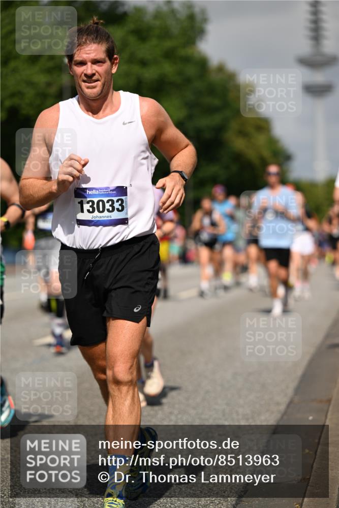 29.06.2025 - hella hamburg halbmarathon Dr. Thomas Lammeyer http://msf.ph/oto/8513963 29.06.2025 10:02:09 Kennedybrücke 1034, 1179, 1563, 1815, 2029, 2070, 2417, 2612, 2636, 2711, 3041, 3114, 3251, 3819, 4814, 4903, 5093, 5259, 5305, 5378, 5775, 5894, 6164, 6272, 6580, 6754, 6897, 7065, 7409, 7509, 7856, 7896, 7976, 8311, 8449, 8508, 8590, 8825, 9012, 9057, 9065, 9562, 9656, 9835, 10084, 11208, 11214, 11217, 11310, 11416 meine-sportfotos.de