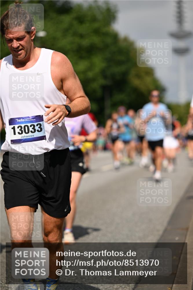 29.06.2025 - hella hamburg halbmarathon Dr. Thomas Lammeyer http://msf.ph/oto/8513970 29.06.2025 10:02:09 Kennedybrücke 1034, 1179, 1563, 1815, 2029, 2070, 2417, 2612, 2636, 2711, 3041, 3114, 3251, 3819, 4814, 4903, 5093, 5259, 5305, 5378, 5775, 5894, 6164, 6272, 6580, 6754, 6897, 7065, 7409, 7509, 7856, 7896, 7976, 8311, 8449, 8508, 8590, 8825, 9012, 9057, 9065, 9562, 9656, 9835, 10084, 11208, 11214, 11217, 11310, 11416 meine-sportfotos.de