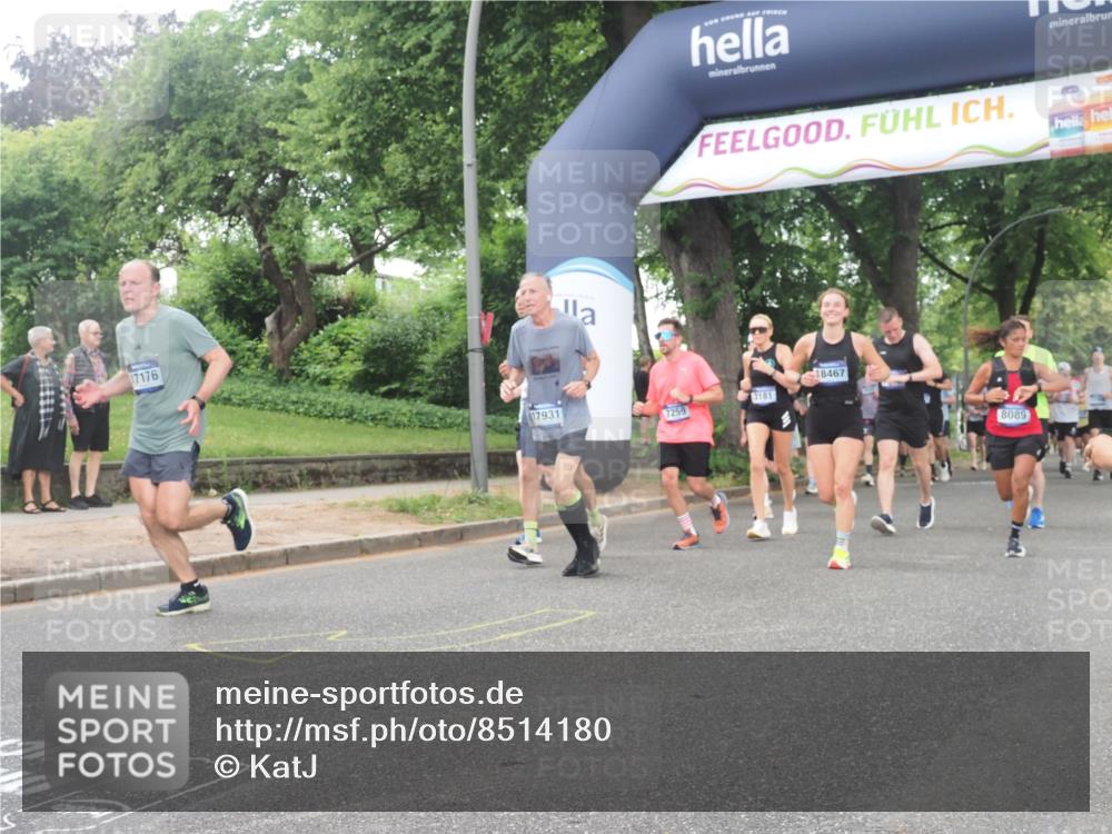 29.06.2025 - hella hamburg halbmarathon KatJ http://msf.ph/oto/8514180 29.06.2025 10:46:02 Zwischen KM18-KM19 2957, 3181, 6208, 7259, 8089 meine-sportfotos.de