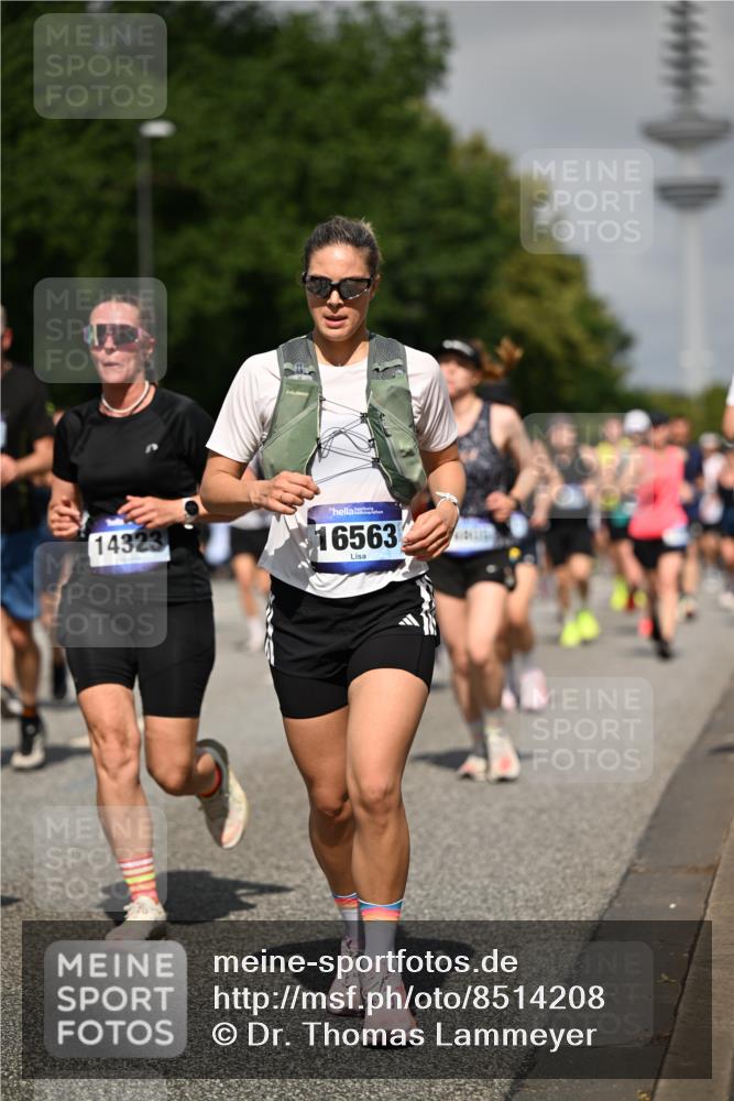 29.06.2025 - hella hamburg halbmarathon Dr. Thomas Lammeyer http://msf.ph/oto/8514208 29.06.2025 10:02:18 Kennedybrücke 1034, 1285, 1727, 1815, 2029, 2034, 2070, 2417, 2518, 2656, 2711, 2883, 3041, 3114, 3819, 3859, 4903, 5077, 5259, 5305, 5378, 5721, 5775, 5894, 6272, 6433, 6580, 6754, 6877, 6897, 7065, 7369, 7409, 7509, 7732, 7856, 7896, 8311, 8393, 8449, 8590, 8825, 9012, 9562, 9770, 10084, 11214, 11310, 11416 meine-sportfotos.de