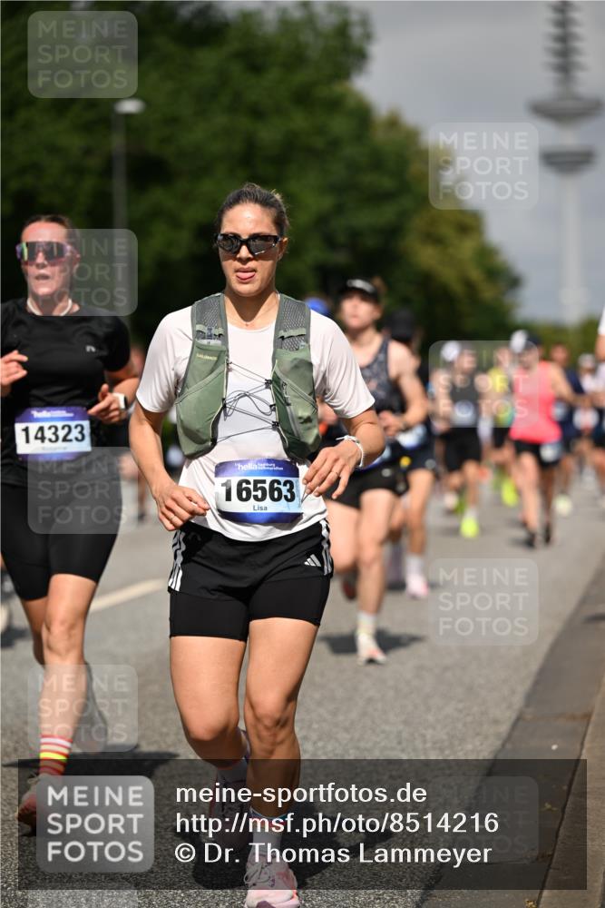 29.06.2025 - hella hamburg halbmarathon Dr. Thomas Lammeyer http://msf.ph/oto/8514216 29.06.2025 10:02:18 Kennedybrücke 1034, 1285, 1727, 1815, 2029, 2034, 2070, 2417, 2518, 2656, 2711, 2883, 3041, 3114, 3819, 3859, 4903, 5077, 5259, 5305, 5378, 5721, 5775, 5894, 6272, 6433, 6580, 6754, 6877, 6897, 7065, 7369, 7409, 7509, 7732, 7856, 7896, 8311, 8393, 8449, 8590, 8825, 9012, 9562, 9770, 10084, 11214, 11310, 11416 meine-sportfotos.de