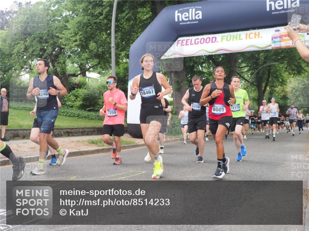 29.06.2025 - hella hamburg halbmarathon KatJ http://msf.ph/oto/8514233 29.06.2025 10:46:03 Zwischen KM18-KM19 2957, 3181, 6208, 7259, 7287, 8089 meine-sportfotos.de