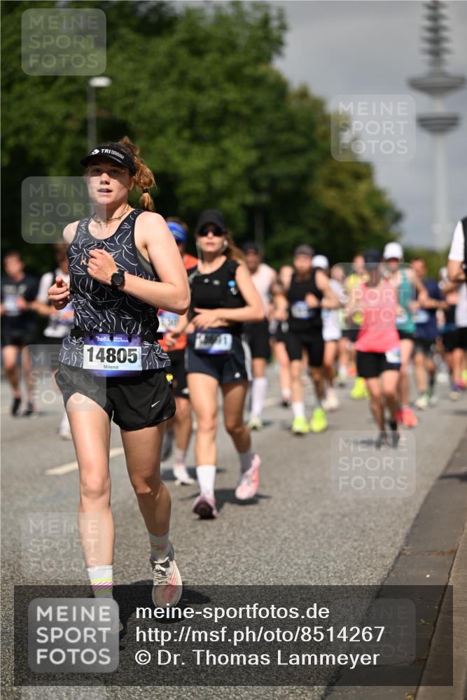 29.06.2025 - hella hamburg halbmarathon Dr. Thomas Lammeyer http://msf.ph/oto/8514267 29.06.2025 10:02:20 Kennedybrücke 1034, 1285, 1727, 1815, 2029, 2034, 2070, 2417, 2518, 2656, 2711, 2883, 3041, 3114, 3819, 3859, 4167, 4903, 5077, 5259, 5305, 5378, 5721, 5775, 5894, 6272, 6433, 6580, 6592, 6754, 6877, 7065, 7369, 7509, 7732, 7856, 7896, 8311, 8393, 8449, 8590, 8825, 9012, 9562, 9770, 10084, 11214, 11310, 11416 meine-sportfotos.de