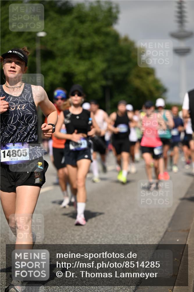 29.06.2025 - hella hamburg halbmarathon Dr. Thomas Lammeyer http://msf.ph/oto/8514285 29.06.2025 10:02:20 Kennedybrücke 1034, 1285, 1727, 1815, 2029, 2034, 2070, 2417, 2518, 2656, 2711, 2883, 3041, 3114, 3819, 3859, 4167, 4903, 5077, 5259, 5305, 5378, 5721, 5775, 5894, 6272, 6433, 6580, 6592, 6754, 6877, 7065, 7369, 7509, 7732, 7856, 7896, 8311, 8393, 8449, 8590, 8825, 9012, 9562, 9770, 10084, 11214, 11310, 11416 meine-sportfotos.de