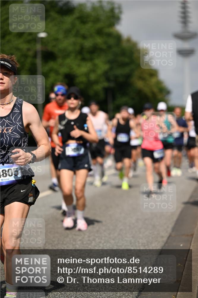 29.06.2025 - hella hamburg halbmarathon Dr. Thomas Lammeyer http://msf.ph/oto/8514289 29.06.2025 10:02:20 Kennedybrücke 1034, 1285, 1727, 1815, 2029, 2034, 2070, 2417, 2518, 2656, 2711, 2883, 3041, 3114, 3819, 3859, 4167, 4903, 5077, 5259, 5305, 5378, 5721, 5775, 5894, 6272, 6433, 6580, 6592, 6754, 6877, 7065, 7369, 7509, 7732, 7856, 7896, 8311, 8393, 8449, 8590, 8825, 9012, 9562, 9770, 10084, 11214, 11310, 11416 meine-sportfotos.de