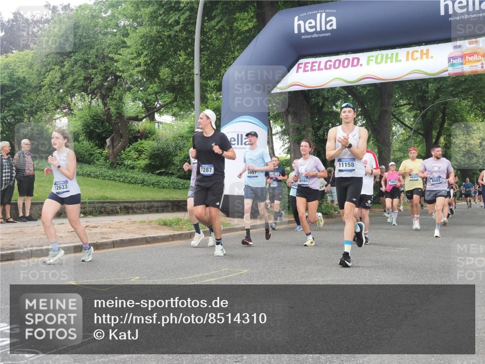 29.06.2025 - hella hamburg halbmarathon KatJ http://msf.ph/oto/8514310 29.06.2025 10:46:06 Zwischen KM18-KM19 3181, 3425, 3983, 4502, 6208, 6997, 7259, 7287, 8089 meine-sportfotos.de