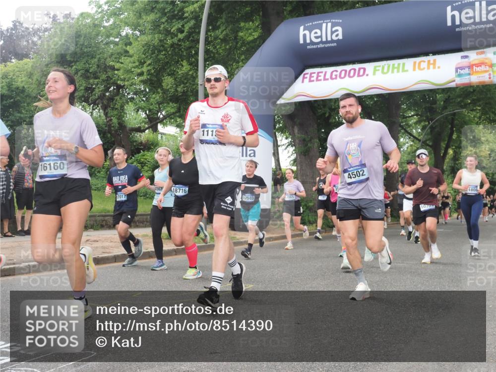 29.06.2025 - hella hamburg halbmarathon KatJ http://msf.ph/oto/8514390 29.06.2025 10:46:08 Zwischen KM18-KM19 3181, 3425, 3983, 4502, 6208, 6997, 7287, 8089 meine-sportfotos.de