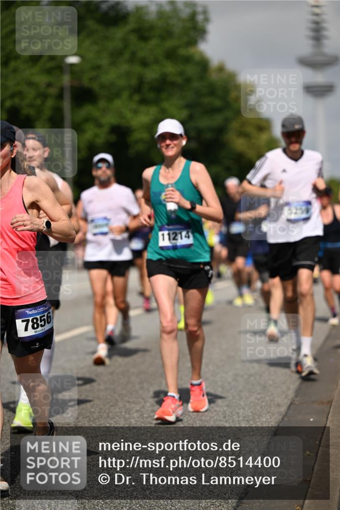 29.06.2025 - hella hamburg halbmarathon Dr. Thomas Lammeyer http://msf.ph/oto/8514400 29.06.2025 10:02:24 Kennedybrücke 1034, 1285, 1727, 1815, 2029, 2034, 2417, 2518, 2656, 2711, 2883, 3041, 3114, 3334, 3819, 3859, 3952, 4152, 4167, 4903, 5077, 5259, 5305, 5378, 5721, 5775, 5894, 6272, 6433, 6580, 6592, 6657, 6754, 6759, 6877, 7369, 7732, 7856, 7896, 8311, 8393, 8825, 9012, 9562, 9770, 10084, 10724, 11214, 11416 meine-sportfotos.de