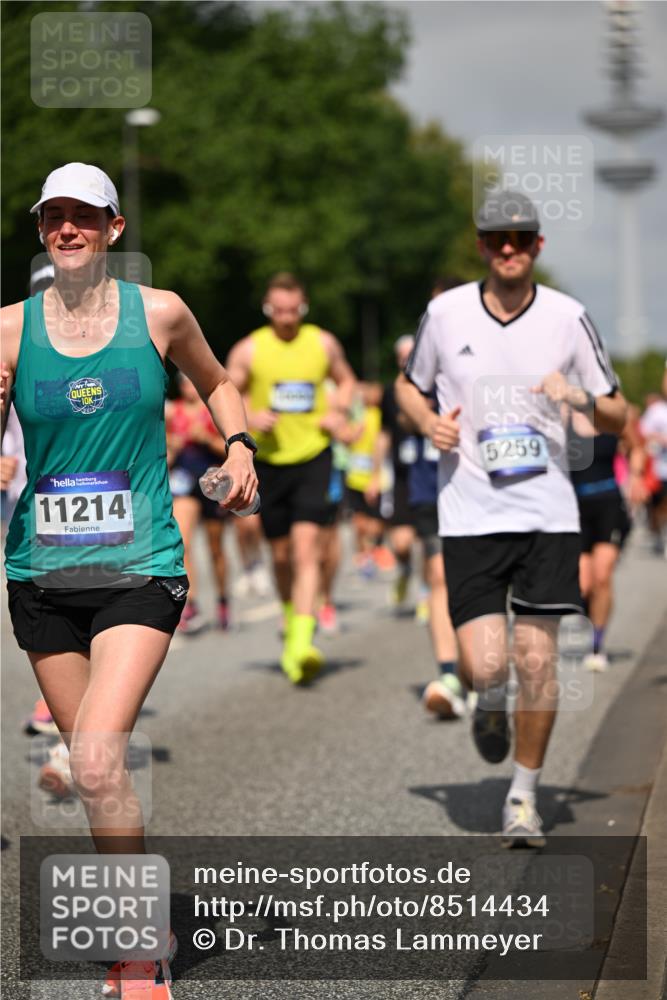29.06.2025 - hella hamburg halbmarathon Dr. Thomas Lammeyer http://msf.ph/oto/8514434 29.06.2025 10:02:25 Kennedybrücke 1034, 1285, 1727, 1815, 2029, 2034, 2417, 2518, 2656, 2711, 2883, 3041, 3114, 3334, 3819, 3859, 3952, 4152, 4167, 4903, 5077, 5259, 5305, 5378, 5721, 5775, 5894, 6272, 6433, 6580, 6592, 6657, 6754, 6759, 6877, 7369, 7732, 7856, 8311, 8393, 8825, 9012, 9562, 9770, 10084, 10724, 11214, 11416 meine-sportfotos.de