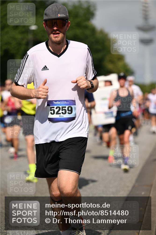 29.06.2025 - hella hamburg halbmarathon Dr. Thomas Lammeyer http://msf.ph/oto/8514480 29.06.2025 10:02:26 Kennedybrücke 1034, 1285, 1727, 1815, 2029, 2034, 2417, 2518, 2656, 2711, 2883, 3041, 3114, 3334, 3819, 3859, 3952, 4152, 4167, 4903, 5077, 5259, 5305, 5378, 5721, 5775, 5894, 6272, 6433, 6580, 6592, 6657, 6754, 6759, 6877, 7369, 7732, 7856, 8311, 8393, 8825, 9012, 9562, 9770, 10084, 10724, 11214 meine-sportfotos.de