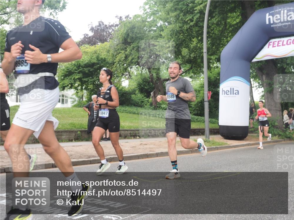 29.06.2025 - hella hamburg halbmarathon KatJ http://msf.ph/oto/8514497 29.06.2025 10:46:11 Zwischen KM18-KM19 3425, 3983, 4502, 6997, 7065, 7287, 8585 meine-sportfotos.de