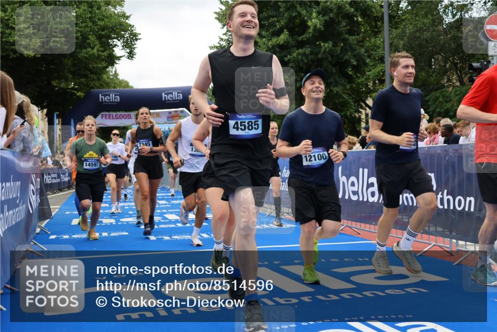 29.06.2025 - hella hamburg halbmarathon Strokosch-Dieckow http://msf.ph/oto/8514596 29.06.2025 11:21:10 Ziel 1028, 1069, 1268, 1403, 2923, 4358, 4585, 6475, 6608, 7345, 7925, 8113, 8215, 9100, 9119, 9252, 9624, 10019, 10409, 11145, 11275, 11425, 11775, 11967, 12025, 12100, 12265, 12427, 13114, 13881, 14597, 14980, 16106, 16951, 16952, 17613, 17657, 18203, 18335, 18629, 19220 meine-sportfotos.de