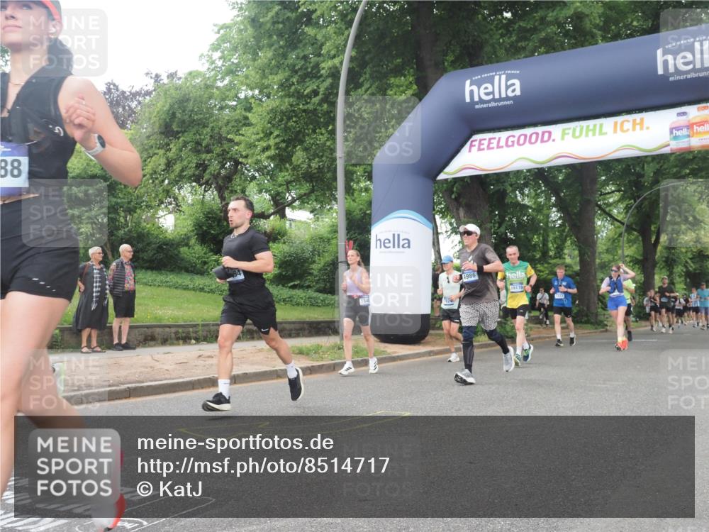 29.06.2025 - hella hamburg halbmarathon KatJ http://msf.ph/oto/8514717 29.06.2025 10:46:20 Zwischen KM18-KM19 2780, 4986, 6220, 8030 meine-sportfotos.de