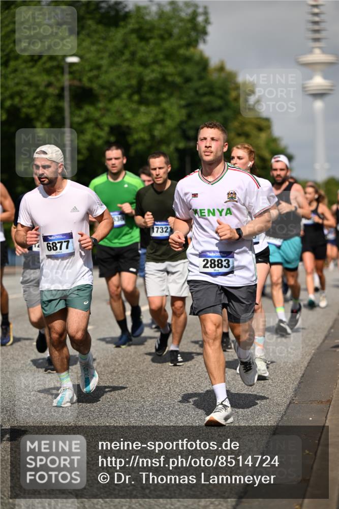 29.06.2025 - hella hamburg halbmarathon Dr. Thomas Lammeyer http://msf.ph/oto/8514724 29.06.2025 10:02:33 Kennedybrücke 1034, 1285, 1410, 1727, 1946, 1951, 2029, 2034, 2518, 2656, 2883, 3041, 3091, 3097, 3334, 3819, 3859, 3952, 4152, 4167, 5077, 5084, 5259, 5305, 5721, 6294, 6433, 6592, 6629, 6657, 6754, 6759, 6877, 7082, 7369, 7716, 7732, 7856, 8393, 8825, 9770, 10084, 10724, 11212, 11214 meine-sportfotos.de