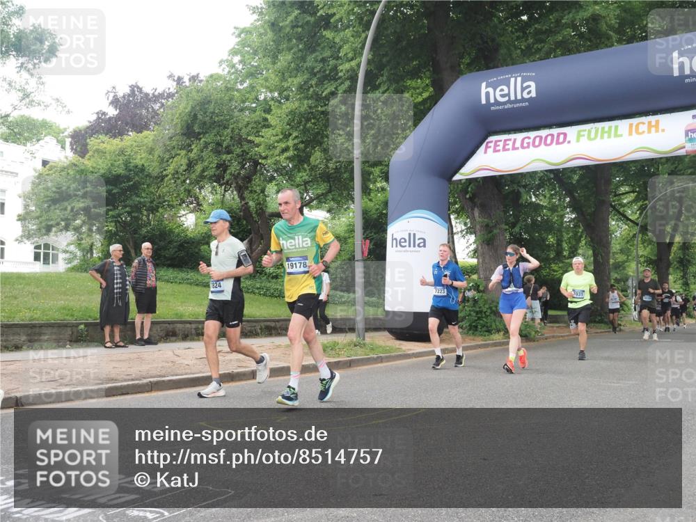 29.06.2025 - hella hamburg halbmarathon KatJ http://msf.ph/oto/8514757 29.06.2025 10:46:22 Zwischen KM18-KM19 4986, 7031, 7223, 7824, 8030, 8509 meine-sportfotos.de