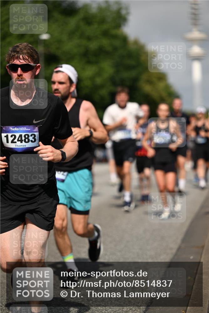 29.06.2025 - hella hamburg halbmarathon Dr. Thomas Lammeyer http://msf.ph/oto/8514837 29.06.2025 10:02:36 Kennedybrücke 1034, 1285, 1410, 1727, 1946, 1951, 2034, 2518, 2656, 2840, 2883, 3091, 3097, 3334, 3819, 3859, 3952, 4152, 4167, 5077, 5084, 5259, 5721, 6294, 6433, 6592, 6629, 6657, 6754, 6759, 6877, 7082, 7232, 7369, 7716, 7732, 7856, 8068, 8393, 8639, 8825, 9727, 9770, 10084, 10724, 11212 meine-sportfotos.de