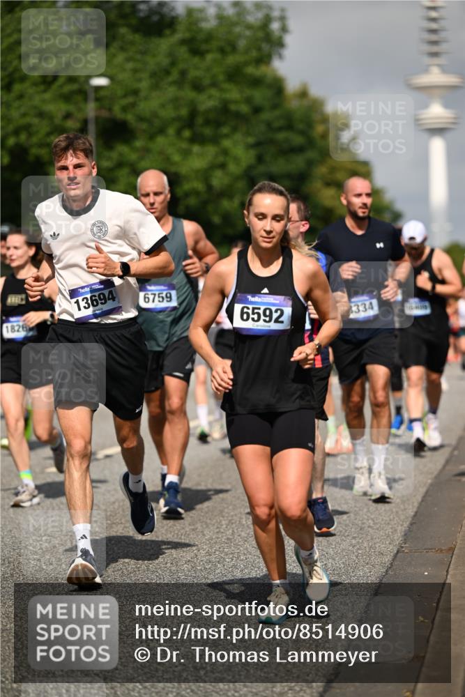 29.06.2025 - hella hamburg halbmarathon Dr. Thomas Lammeyer http://msf.ph/oto/8514906 29.06.2025 10:02:38 Kennedybrücke 1034, 1285, 1410, 1727, 1946, 1951, 2034, 2518, 2656, 2840, 2883, 2907, 3091, 3097, 3334, 3819, 3859, 3952, 4152, 4167, 5077, 5084, 5721, 6294, 6433, 6592, 6629, 6657, 6759, 6877, 7082, 7232, 7369, 7716, 7732, 8068, 8393, 8639, 8721, 9727, 9770, 10084, 10724, 11212 meine-sportfotos.de