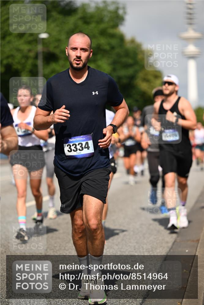 29.06.2025 - hella hamburg halbmarathon Dr. Thomas Lammeyer http://msf.ph/oto/8514964 29.06.2025 10:02:40 Kennedybrücke 1190, 1285, 1410, 1485, 1727, 1946, 1951, 2034, 2518, 2656, 2840, 2883, 2907, 3037, 3091, 3097, 3334, 3715, 3859, 3952, 4152, 4167, 5077, 5084, 5721, 6294, 6433, 6592, 6629, 6657, 6759, 6877, 7082, 7232, 7369, 7716, 7732, 8068, 8322, 8393, 8639, 8721, 9727, 9770, 10724, 11212 meine-sportfotos.de