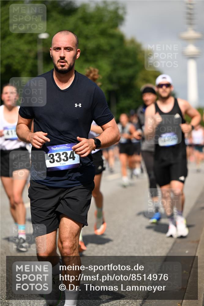 29.06.2025 - hella hamburg halbmarathon Dr. Thomas Lammeyer http://msf.ph/oto/8514976 29.06.2025 10:02:40 Kennedybrücke 1190, 1285, 1410, 1485, 1727, 1946, 1951, 2034, 2518, 2656, 2840, 2883, 2907, 3037, 3091, 3097, 3334, 3715, 3859, 3952, 4152, 4167, 5077, 5084, 5721, 6294, 6433, 6592, 6629, 6657, 6759, 6877, 7082, 7232, 7369, 7716, 7732, 8068, 8322, 8393, 8639, 8721, 9727, 9770, 10724, 11212 meine-sportfotos.de
