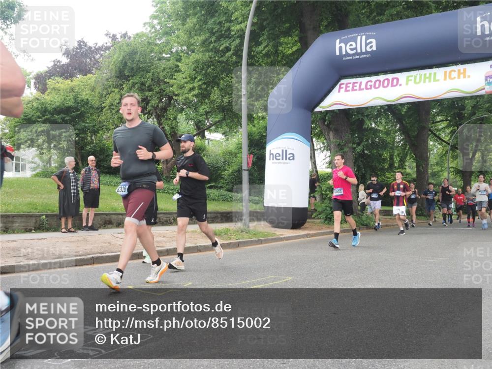 29.06.2025 - hella hamburg halbmarathon KatJ http://msf.ph/oto/8515002 29.06.2025 10:46:33 Zwischen KM18-KM19 4238, 6033, 6438, 6470, 8326 meine-sportfotos.de