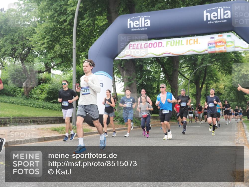 29.06.2025 - hella hamburg halbmarathon KatJ http://msf.ph/oto/8515073 29.06.2025 10:46:36 Zwischen KM18-KM19 1019, 1544, 2730, 4238, 6033, 6087, 6438, 6754, 8326 meine-sportfotos.de