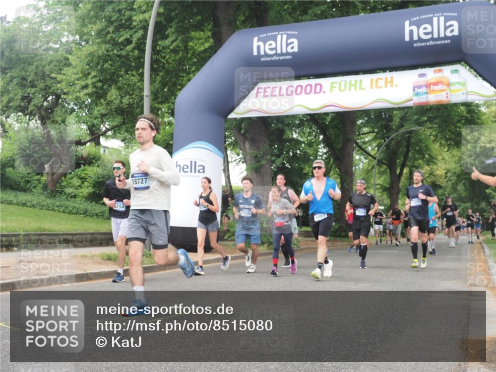 29.06.2025 - hella hamburg halbmarathon KatJ http://msf.ph/oto/8515080 29.06.2025 10:46:37 Zwischen KM18-KM19 1019, 1544, 2730, 4238, 6033, 6087, 6438, 6754, 8326 meine-sportfotos.de