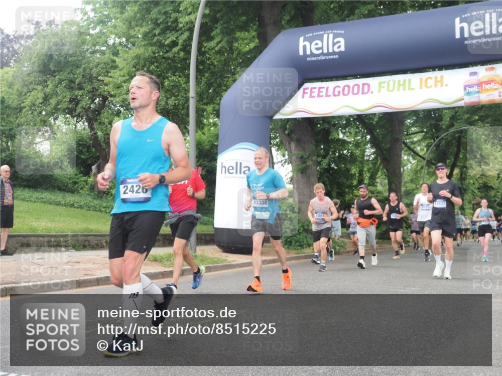 29.06.2025 - hella hamburg halbmarathon KatJ http://msf.ph/oto/8515225 29.06.2025 10:46:42 Zwischen KM18-KM19 1019, 1544, 2426, 2730, 6087, 6754 meine-sportfotos.de