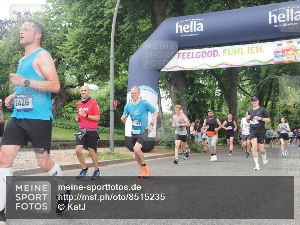 29.06.2025 - hella hamburg halbmarathon KatJ http://msf.ph/oto/8515235 29.06.2025 10:46:42 Zwischen KM18-KM19 1019, 1544, 2426, 2730, 6087, 6754 meine-sportfotos.de